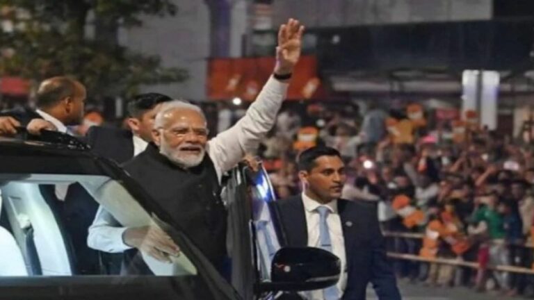 Pm Modi’S Mega Road Show – | Pm Modis Mega Show