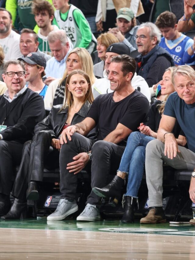 Look: Aaron Rodgers’ New Girlfriend Shares Racy Outfit Photo – Bharatjobresult.Com – Sarkari Job