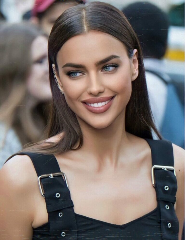 Irina Shayk’S Favorite Swimsuit Images